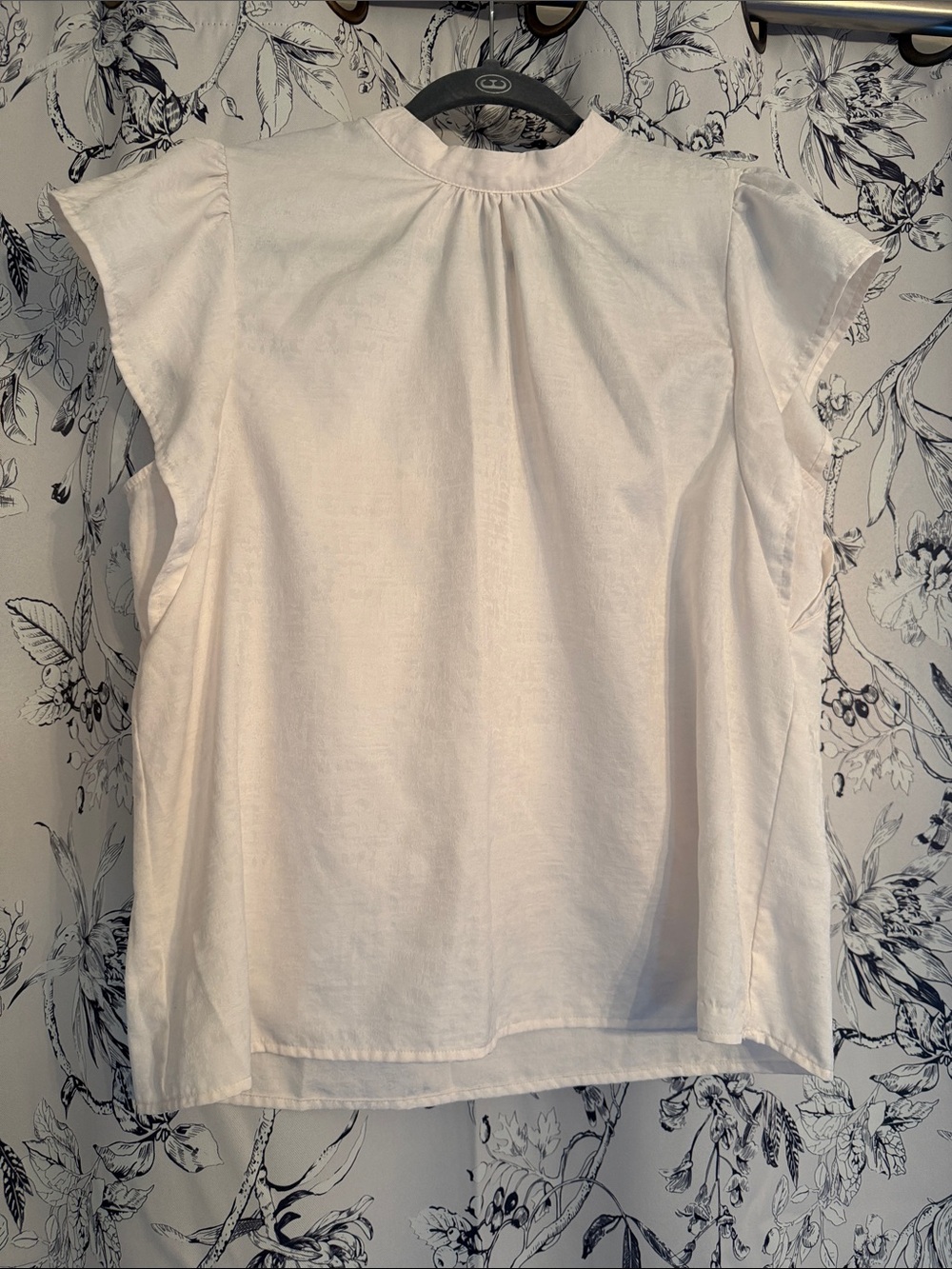Nine West White Ruffle Sleeve Blouse